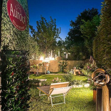 Bed And Breakfast Aurora Sarzana Exteriör bild